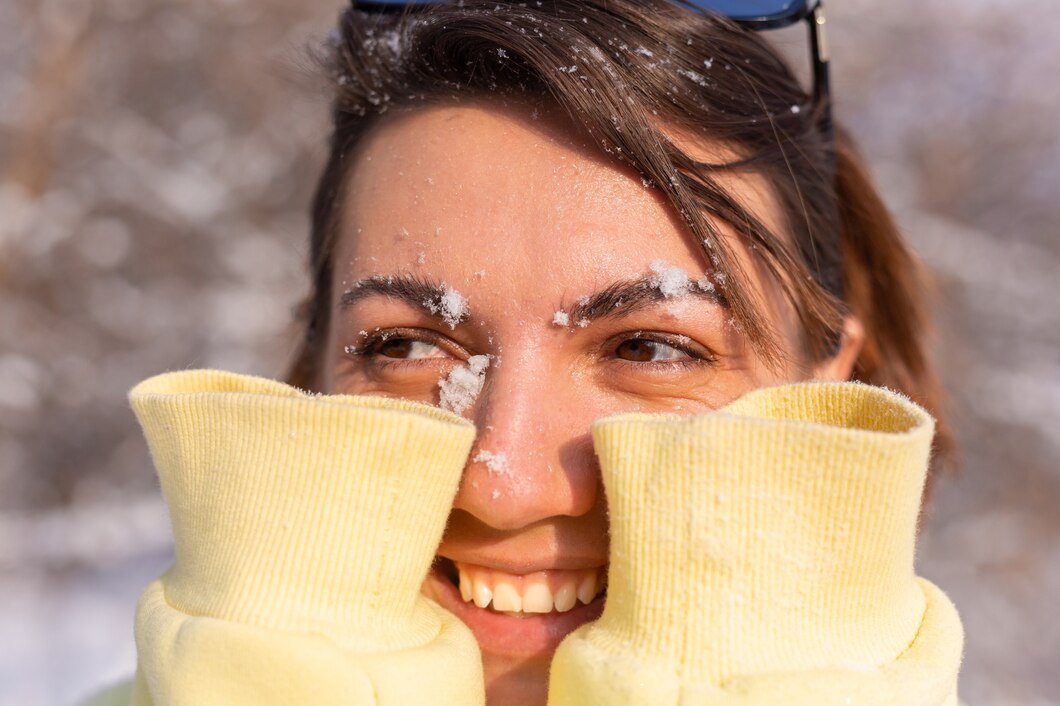 How Does Cold Weather Affect the Eyes? Understanding Risks & Protection Tips