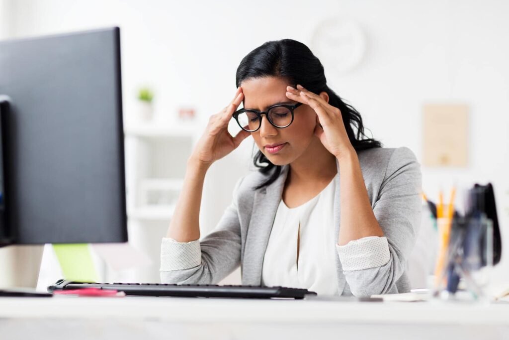 How to Protect Your Eyes During Office Work: Essential Tips for Digital Eye Health